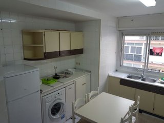 ALQUILER DE HABITACION CON AIRE ACONDICIONADO