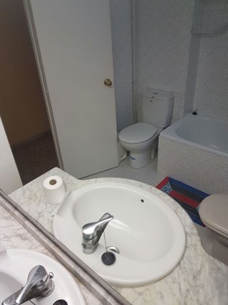 ALQUILER DE HABITACION CON AIRE ACONDICIONADO