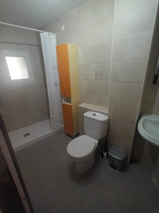 ALQUILER DE HABITACION EN LA RAMBLA