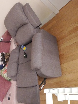 Sillón reclinable eléctrico de tela gris