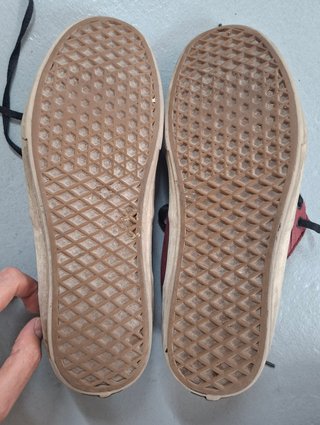 Zapatillas Vans Talla 43 Rojas y Negras