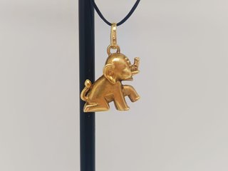 J-0849 Colgante elefante, oro 18K. Ocasión