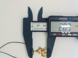 J-0849 Colgante elefante, oro 18K. Ocasión