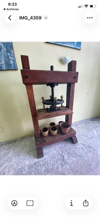 Antigua Prensa de Encuadernación