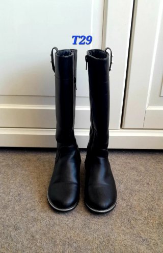 Botas altas niña/mujer negras poco uso T-29-31-36