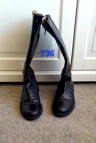 Botas altas niña/mujer negras poco uso T-29-31-36