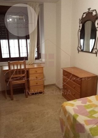 Piso en venta en Ctra. Circunvalación - La Magdalena en Jaén