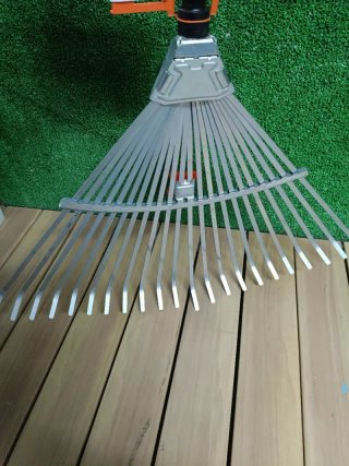 Gardena Escoba Graduable Combisystem 3103-20