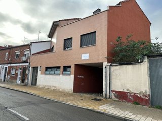 Garaje en venta en Pajarillos en Valladolid