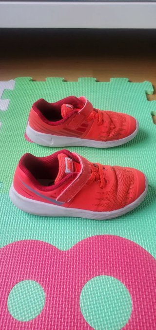 Zapatillas Nike Niño Talla 27