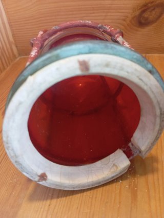 Tulipano rosso antico con protezione