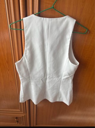 Chaleco Bershka Beige Nuevo