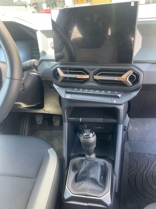 Dacia Duster 2025