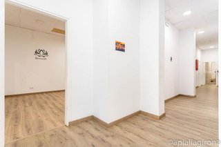 Local comercial en venta en Eixample Sud – Migdia en Girona
