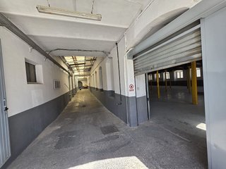 Nave industrial en alquiler en Almeda - El Corte Inglés en Cornellà de Llobregat