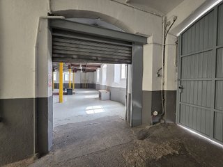Nave industrial en alquiler en Almeda - El Corte Inglés en Cornellà de Llobregat