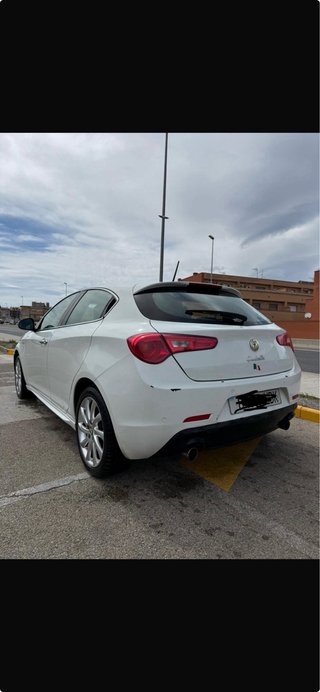 Alfa Romeo Giulietta 2011 en buen estado