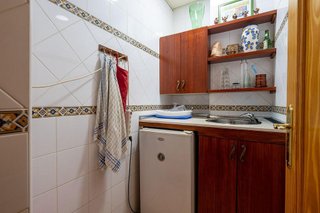 Local comercial en venta en Centro en Almería