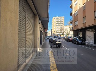 Local comercial en venta en Plaça Eliptica-Republica Argentina-Germanies en Gandia