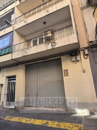 Local comercial en venta en Plaça Eliptica-Republica Argentina-Germanies en Gandia
