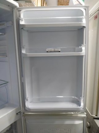 Nevera Indesit 1.74x55cm A+