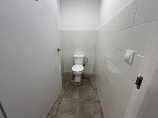Local comercial en alquiler en Montigalà -Sant Crist en Badalona