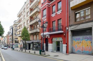 Local comercial en alquiler en Santo Domingo en Oviedo