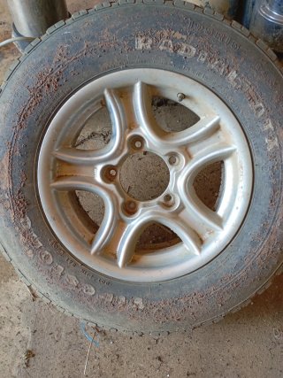 Llanta Suzuki Vitara 195R15