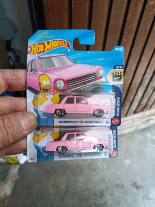Hotwheels Simpsons Family Car 3/10