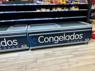 Equipos de frío y estanterias para supermercado