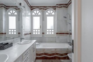 Chalet en alquiler en Nueva Andalucía centro en Marbella