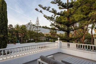 Chalet en alquiler en Nueva Andalucía centro en Marbella