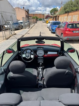 MINI Cabrio 2010