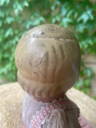 Antiguo muñeco cartón piedra