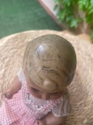 Antiguo muñeco cartón piedra