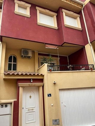 Chalet en venta en Catral