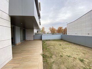 Local comercial en venta en Miralbueno en Zaragoza