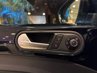 Volkswagen Beetle Design 2.0 TDI 110CV BMT