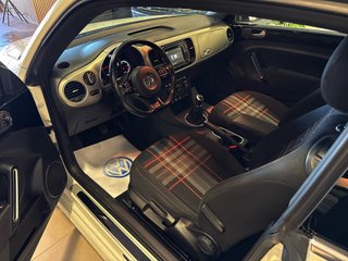 Volkswagen Beetle Design 2.0 TDI 110CV BMT