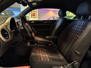 Volkswagen Beetle Design 2.0 TDI 110CV BMT