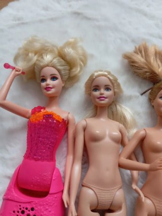 Lote 5 Muñecas Barbie de Mattel