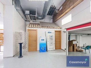 Local comercial en alquiler en Mercado en Alicante