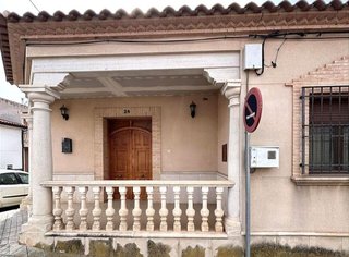 Casa adosada en venta en Bolaños de Calatrava