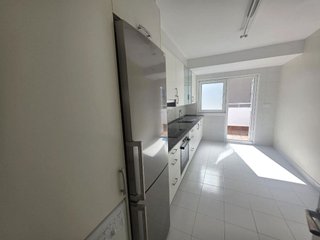 Piso en alquiler en Riazor - Los Rosales en Coruña (A)