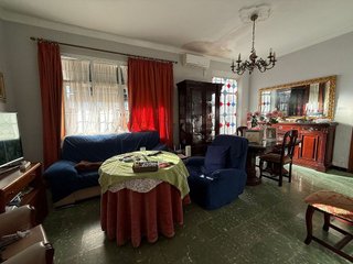 Casa adosada en venta en Pilas