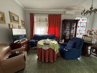 Casa adosada en venta en Pilas