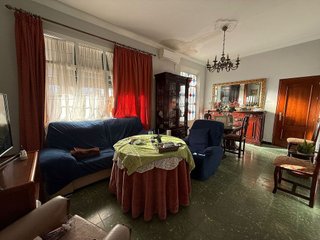 Casa adosada en venta en Pilas