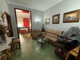 Casa adosada en venta en Pilas