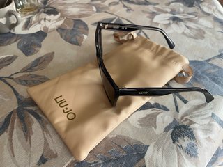Occhiali da sole Liu Jo neri e marroni