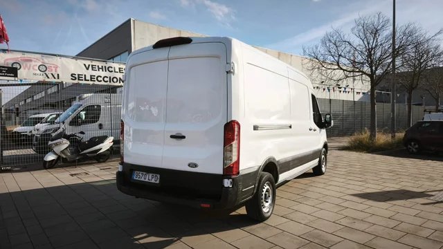 Ford Transit 2021, foto 3